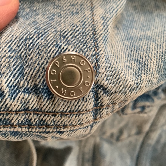 Topshop light washed Jean Jacket size Small - Picture 6 of 6
